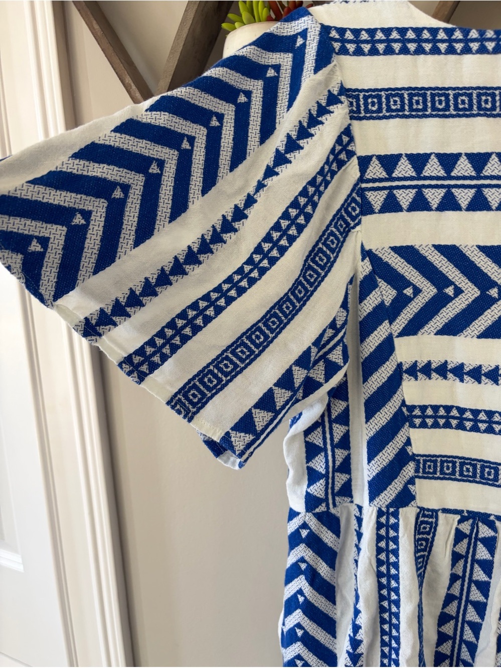 Old Navy blue and white V-neck mini swing dress. Color
Tanzanite. Size medium. - Picture 5 of 7